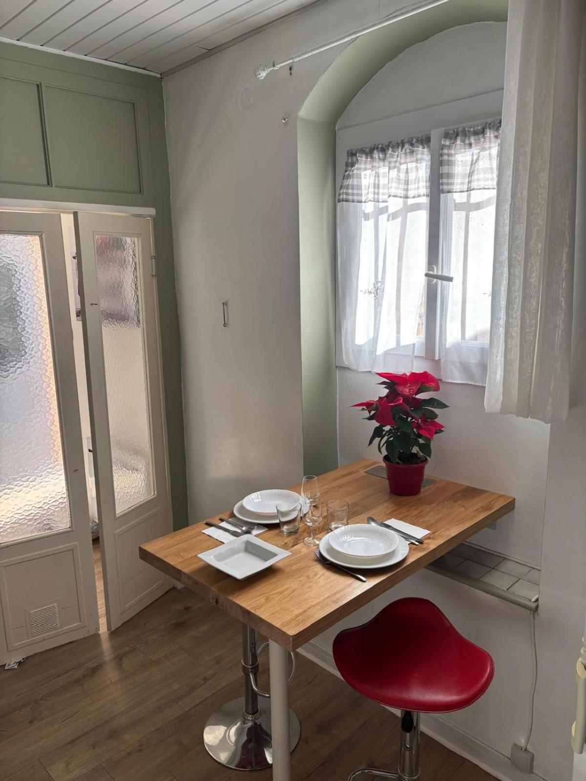 Appartement Central Des Terres Chaudes Proche Bord De Mer Ментона Экстерьер фото